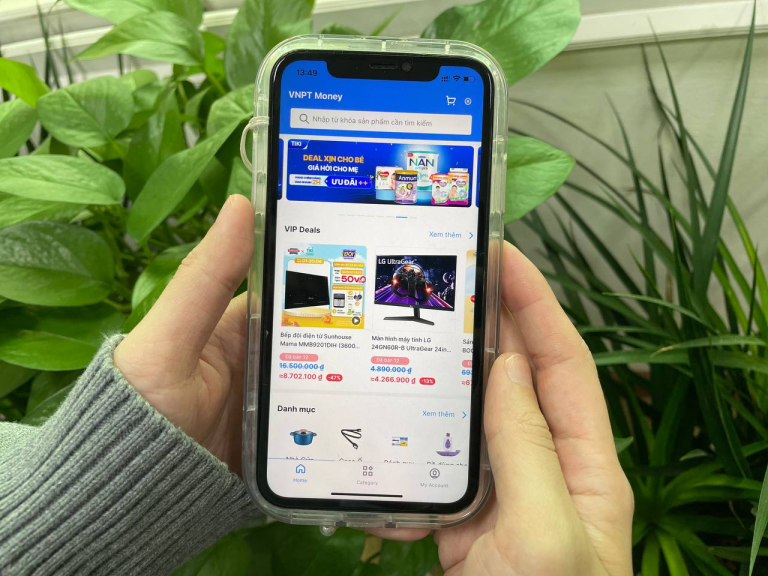 Trải nghiệm mua sắm thật dễ dàng với Tiki trên VNPT Money